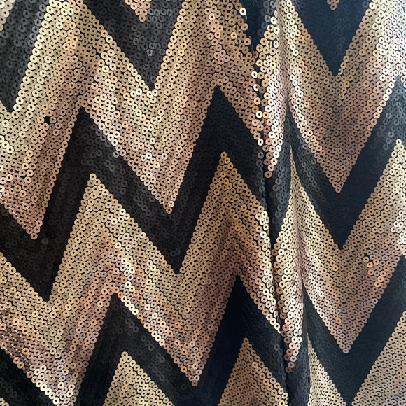 Sequenced dress. Size 14. - Picture 6 of 7